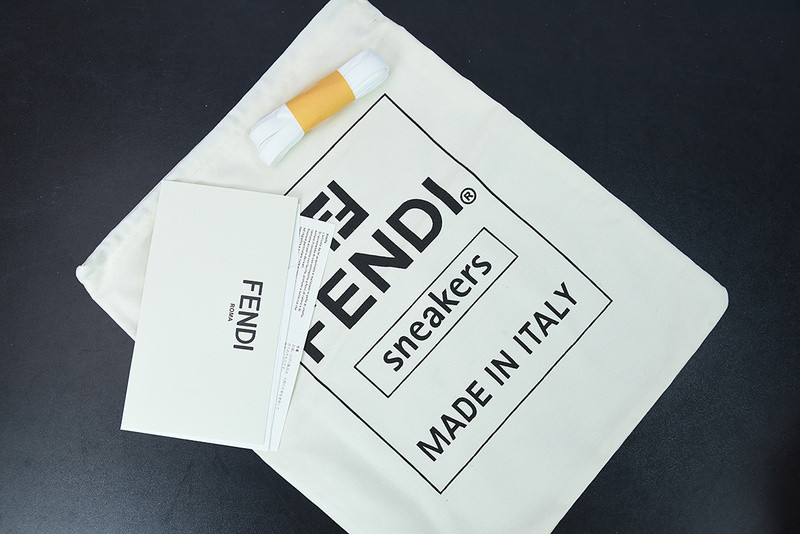 fen sneaker