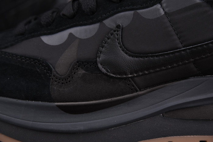 Nike Sacai x VaporWaffle 