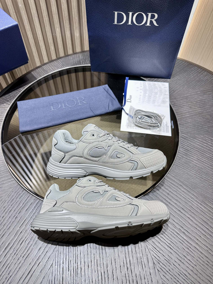 DR B30 Sneakers