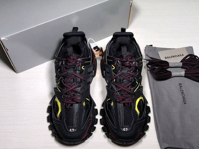 BLCG TRACK TRAINER 