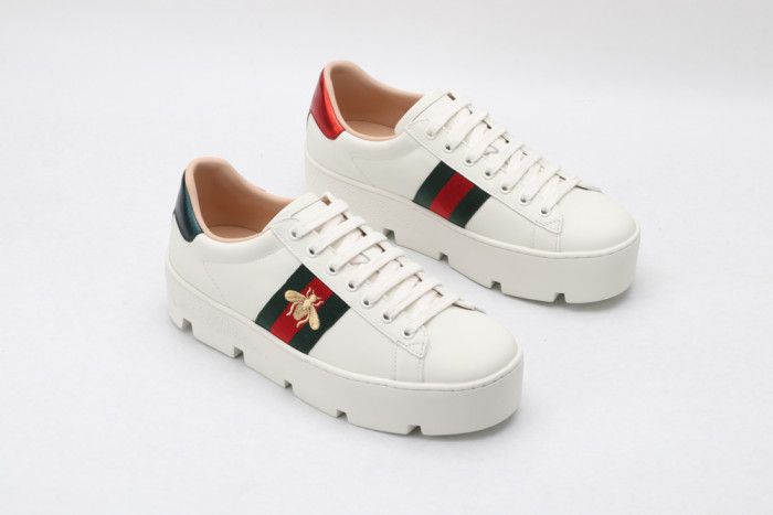 G*u*i low-top sneaker