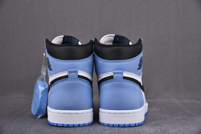 AIR JORDAN 1 RETRO HIGH WHITE UNIVERSITY BLUE BLACK 555088-134
