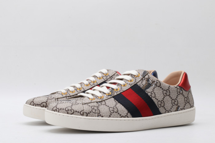 G*u*i low-top sneaker