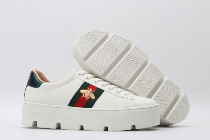 G*u*i low-top sneaker
